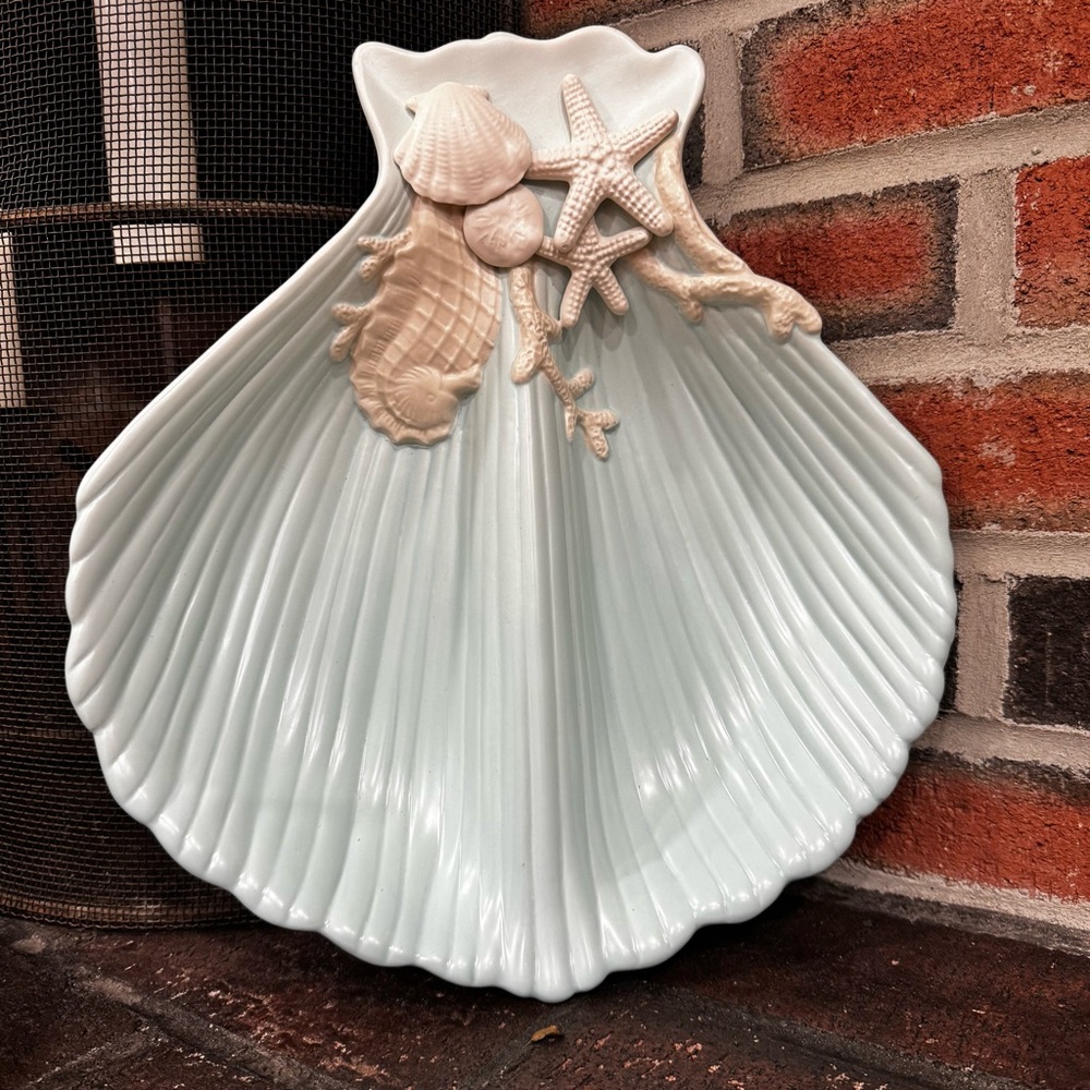 Shell Shaped Serving Platter